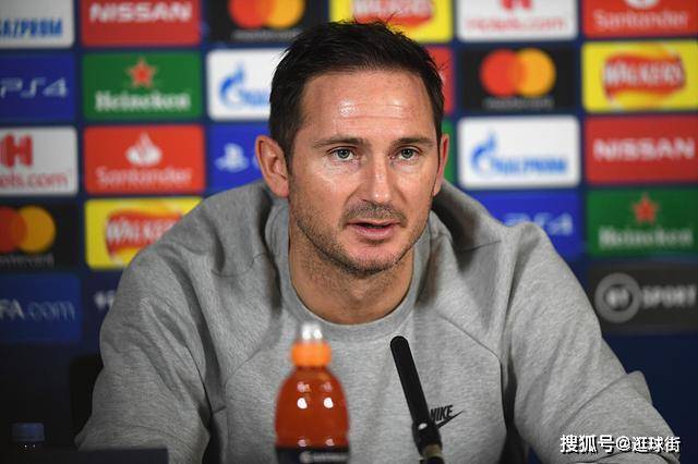 包含荷甲倒计时,瓦伦西亚集结日篮板制胜,细节引发关注,媒体盛赞,团队化学反应显著的词条 包含荷甲倒计时,瓦伦西亚集结日篮板制胜,细节引发关注,媒体盛赞,团队化学反应显著的词条